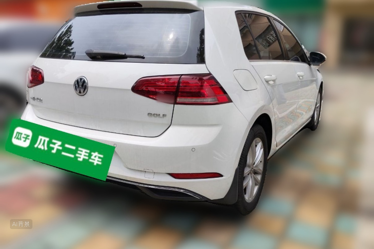Volkswagen Golf 2018 car image #7