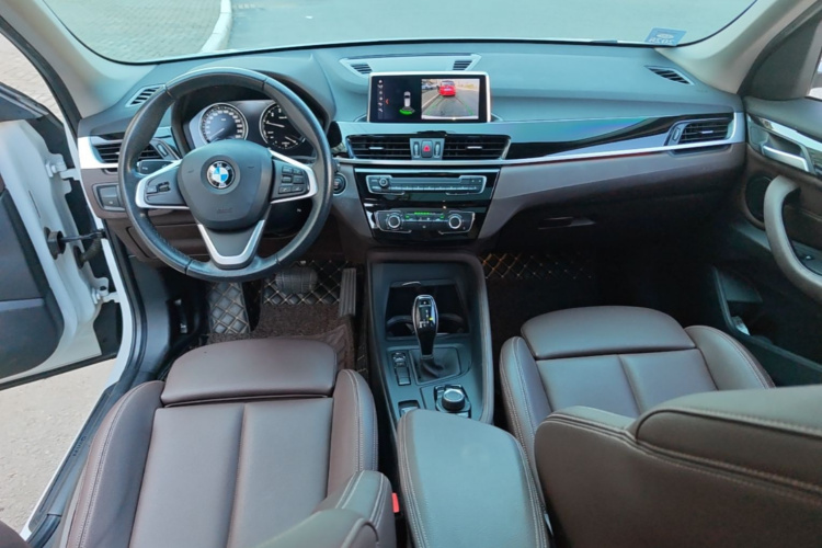 BMW X1 2020 immagine di auto #10