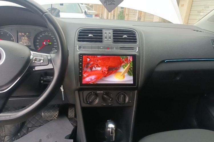Volkswagen Polo 2018 #13 Volkswagen Polo 2018 car image #13