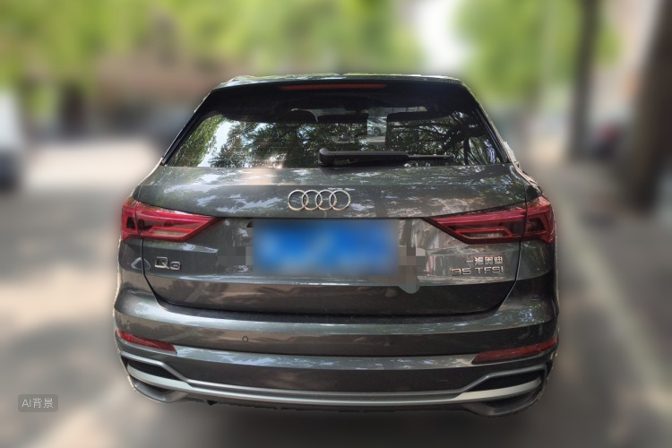 Audi Q3 2023 car image #6