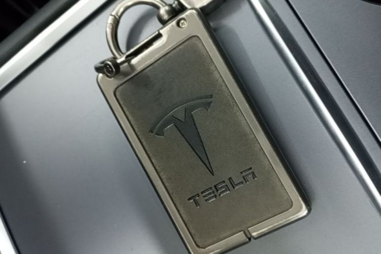 Tesla Model Y 2023 #9 Tesla Model Y 2023 immagine di auto #9
