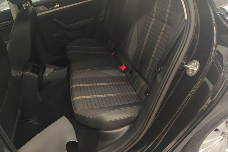 Volkswagen Lavida 2018 #17 Volkswagen Lavida 2018 car image #17
