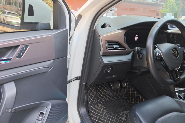 Volkswagen Tharu 2022 car image #18