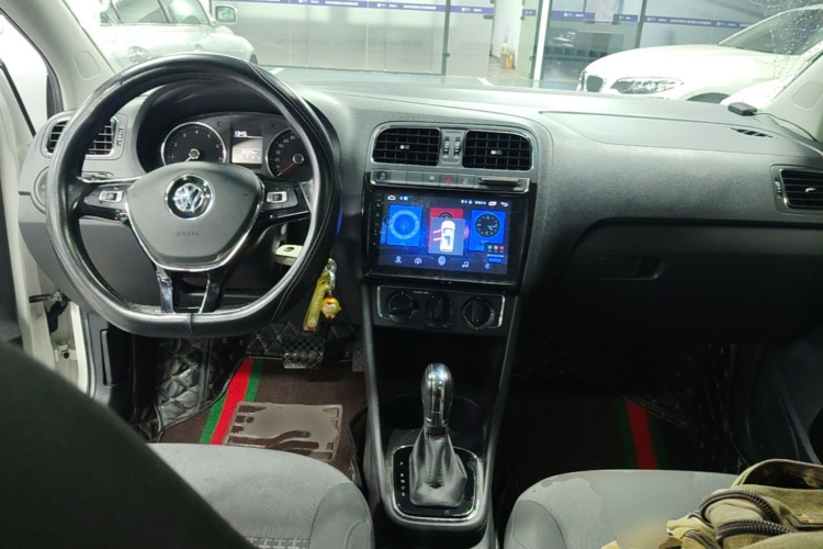 Volkswagen Polo 2019 #10 Volkswagen Polo 2019 car image #10