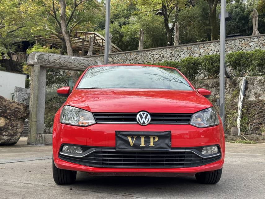 Volkswagen Polo 2015 immagine di auto #2