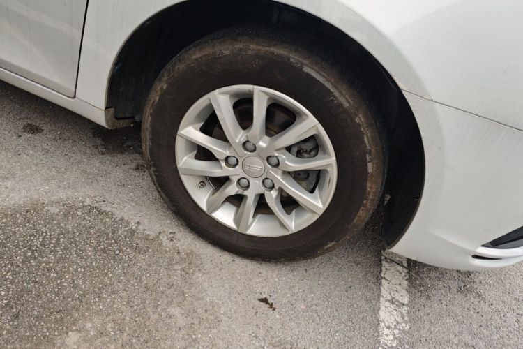 GEELY Emgrand 2020 #6 GEELY Emgrand 2020 car image #6
