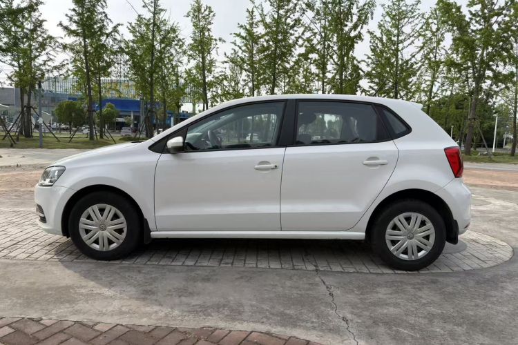 Volkswagen Polo 2019 #10 Volkswagen Polo 2019 car image #10