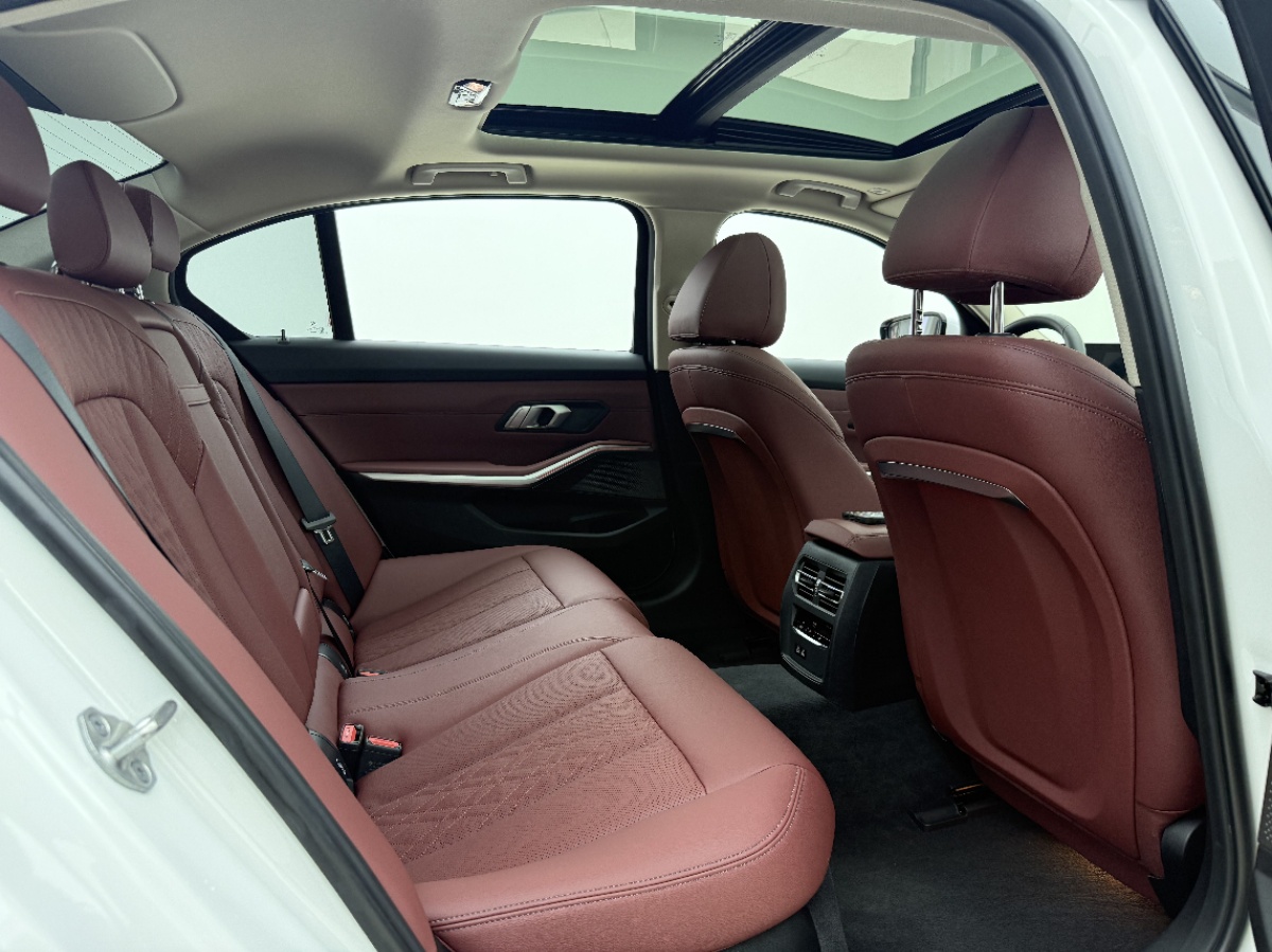 BMW i3 2022 #9 BMW i3 2022 car image #9