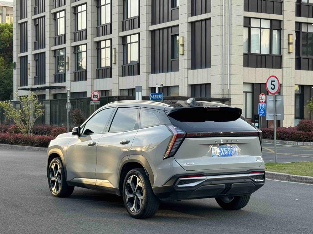 GEELY Boyue L 2025 car image #4