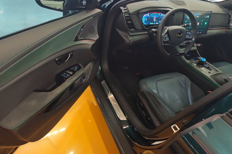 BYD Han 2022 car image #16