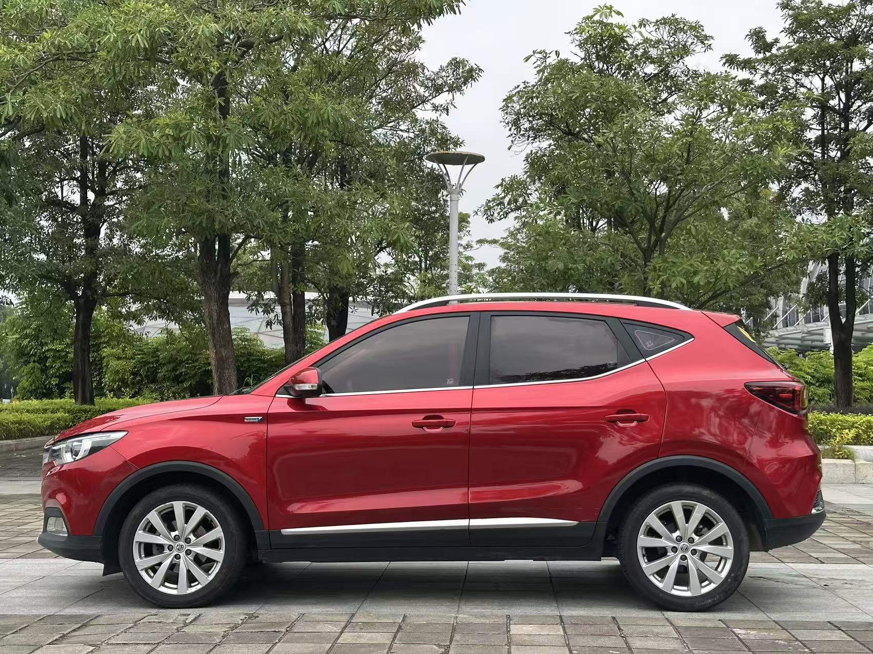 MG ZS 2017 car image #4