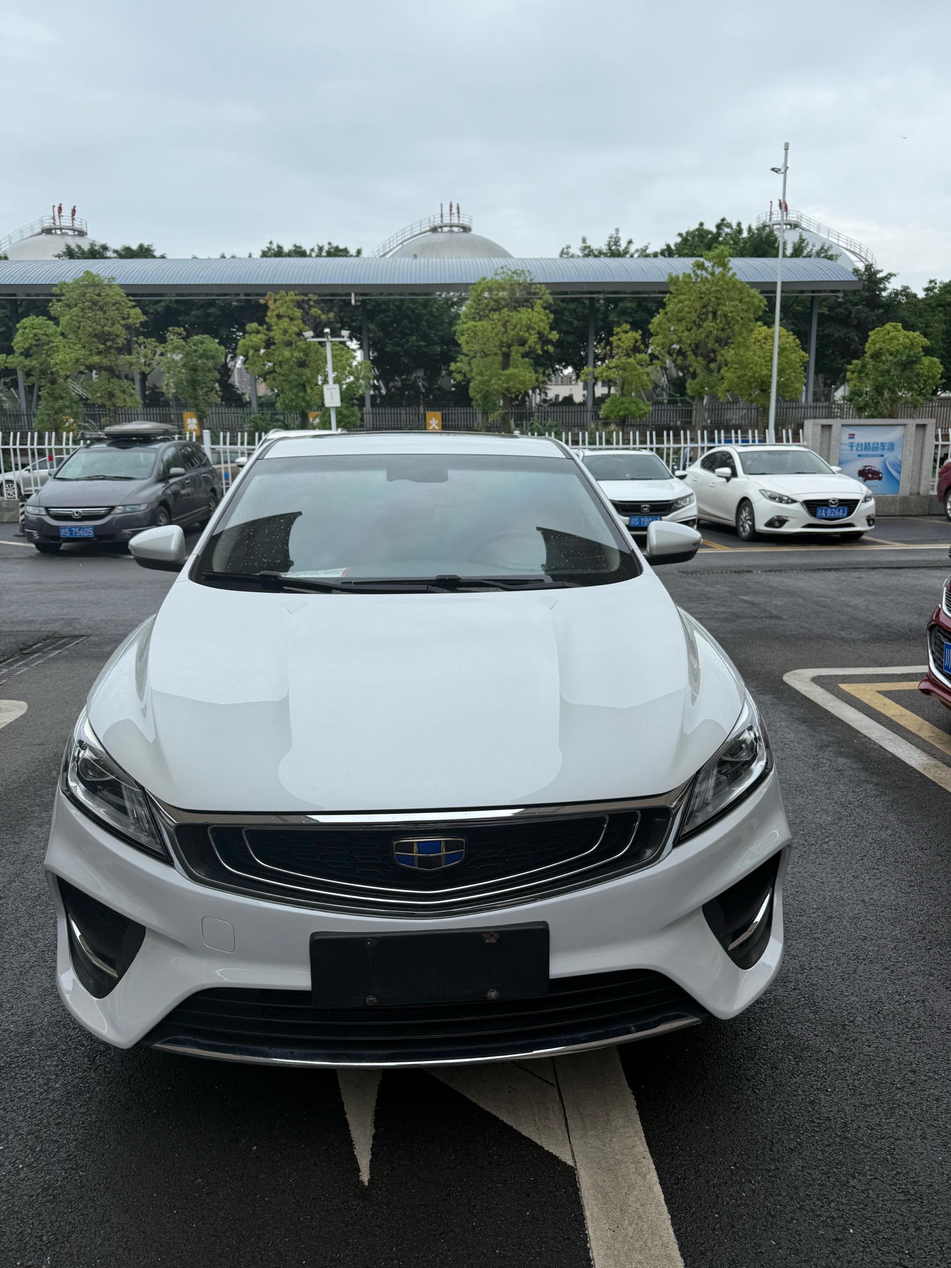 GEELY Binray 2018 car image #2