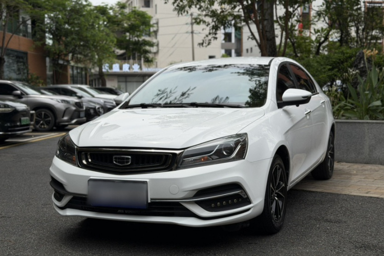 GEELY Emgrand 2019 #2 GEELY Emgrand 2019 car image #2