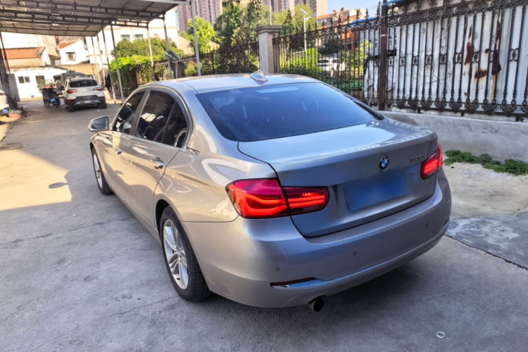 BMW 3 Series 2016 #5 BMW 3 Series 2016 car image #5