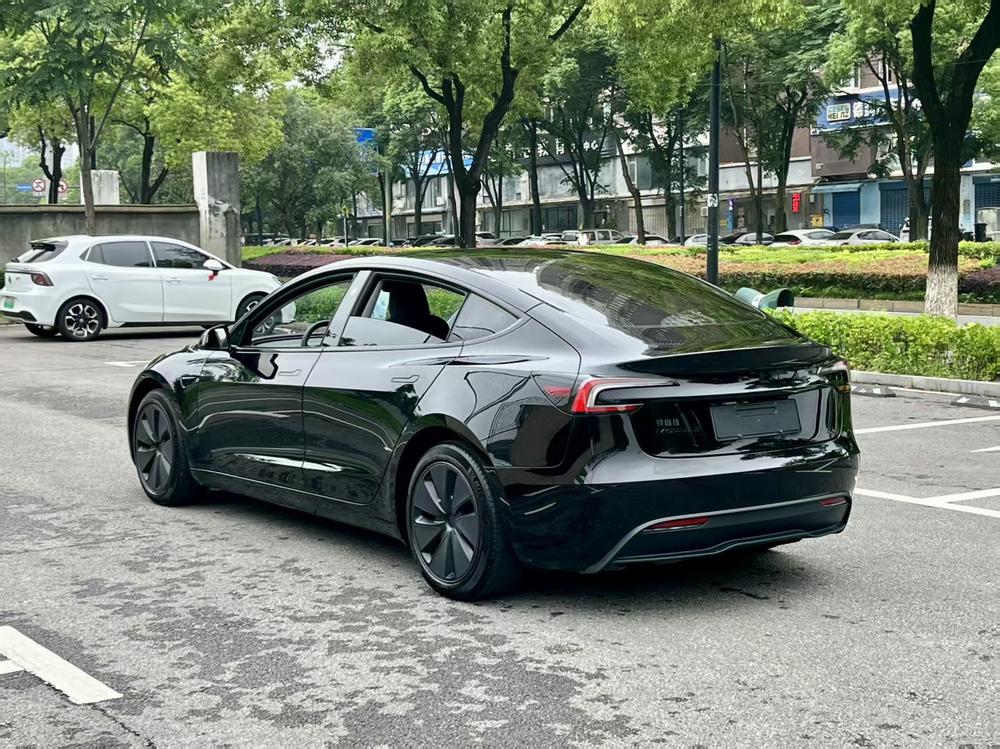 Tesla Model 3 2024 #4 Tesla Model 3 2024 car image #4
