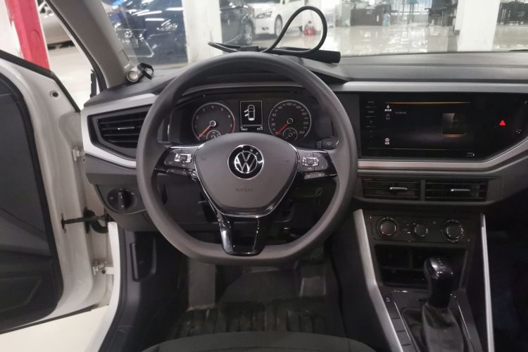 Volkswagen Polo 2021 imagem de carro #11