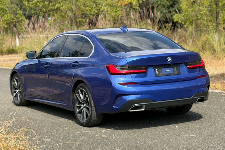 BMW 3 Series 2020 #4 BMW 3 Series 2020 immagine di auto #4