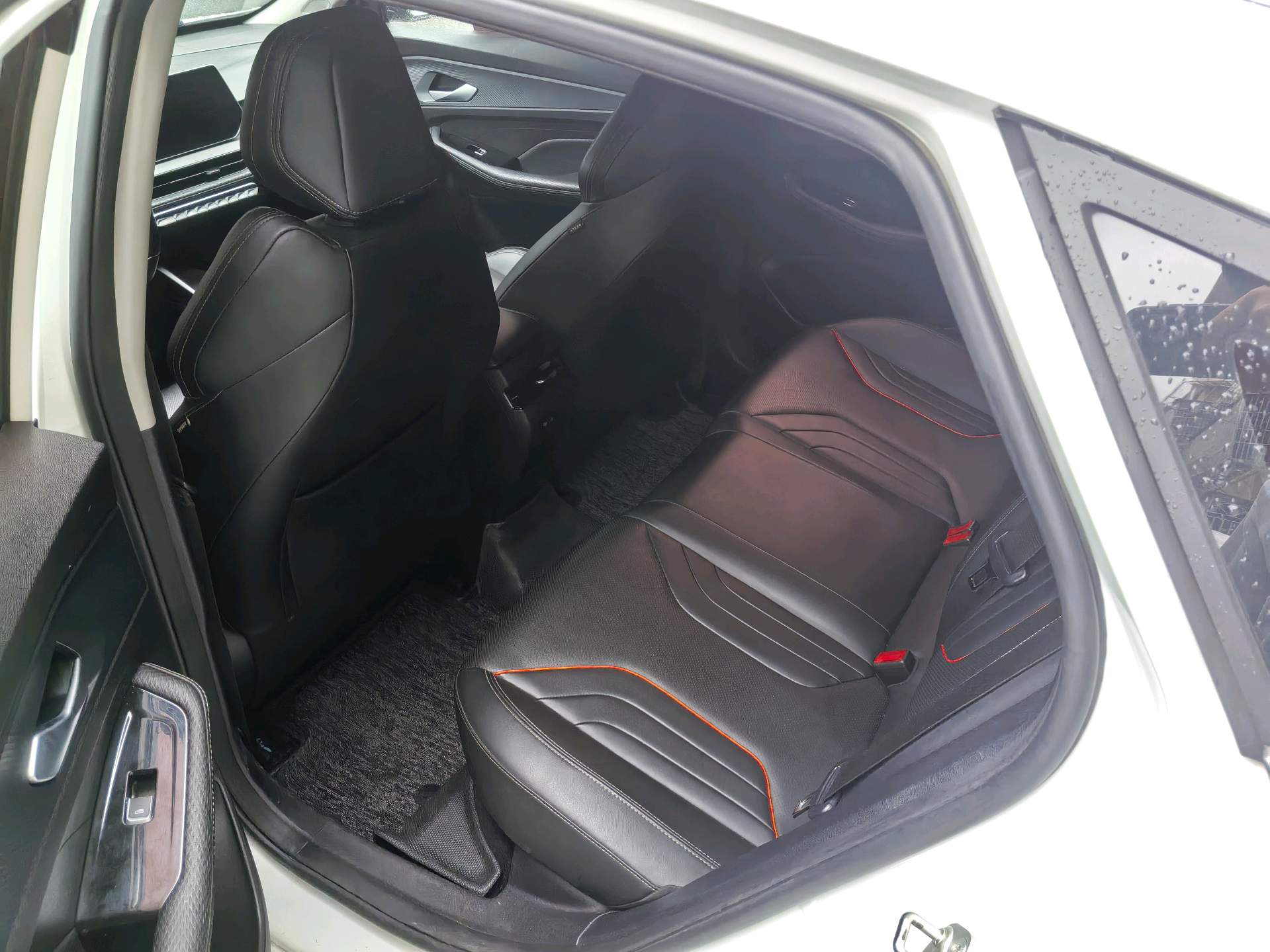 GEELY Binray 2023 car image #6