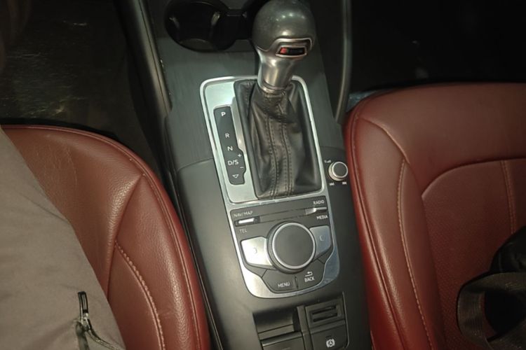 Audi A3 2020 car image #18