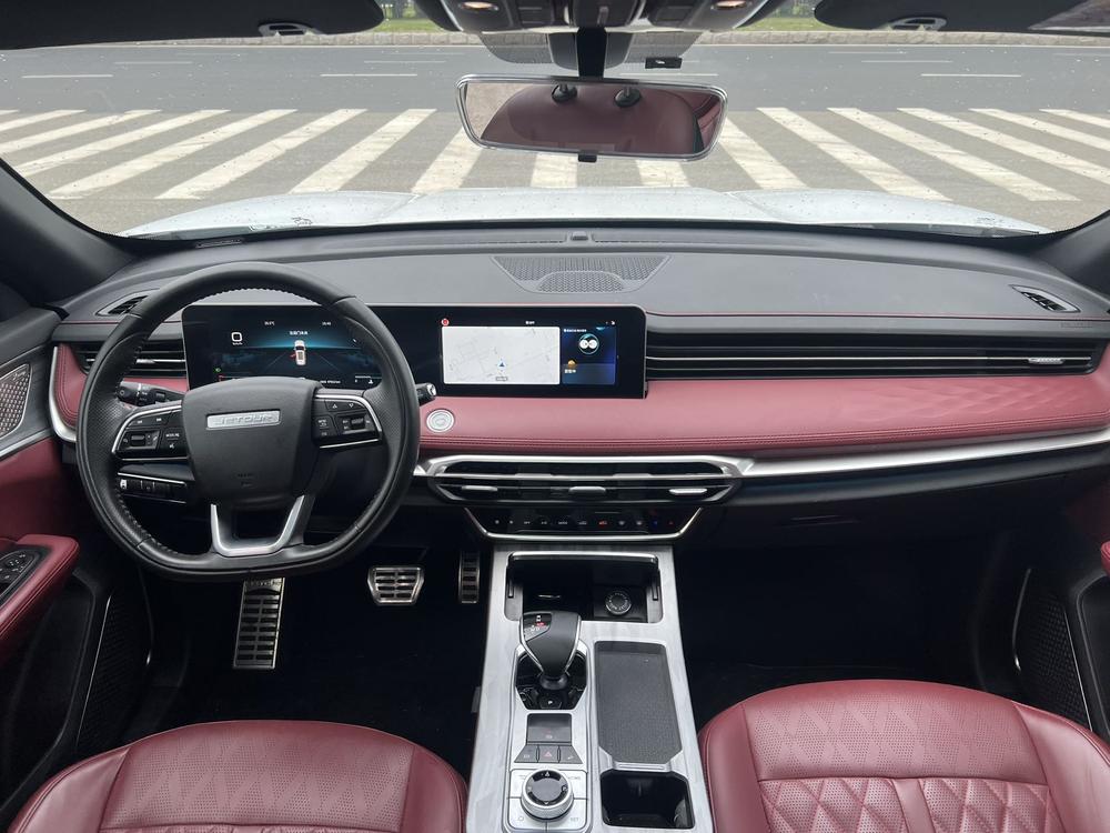 Jetour X70 PLUS 2023 car image #18