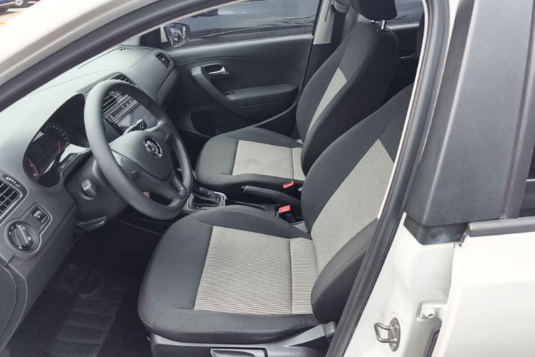 Volkswagen Polo 2018 #15 Volkswagen Polo 2018 car image #15