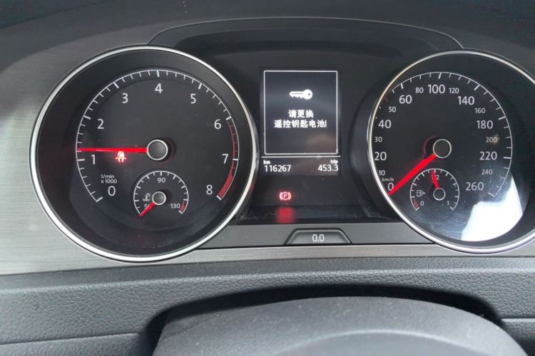 Volkswagen Golf 2015 car image #10