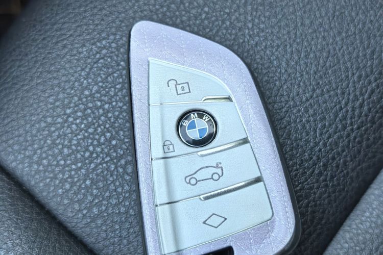 BMW X1 2019 #13 BMW X1 2019 car image #13