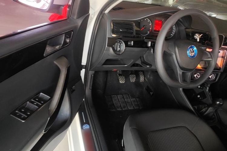Volkswagen Santana 2018 #12 Volkswagen Santana 2018 car image #12