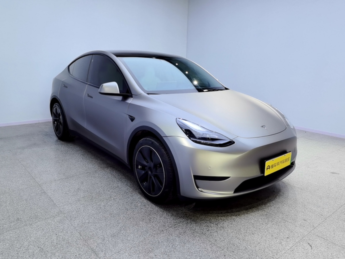 Tesla Model Y 2022 #6 Tesla Model Y 2022 car image #6