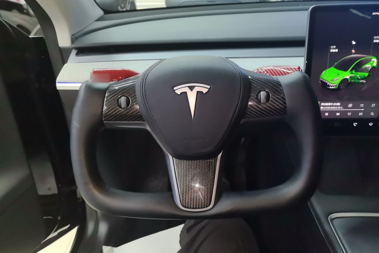 Tesla Model Y 2023 #11 Tesla Model Y 2023 car image #11