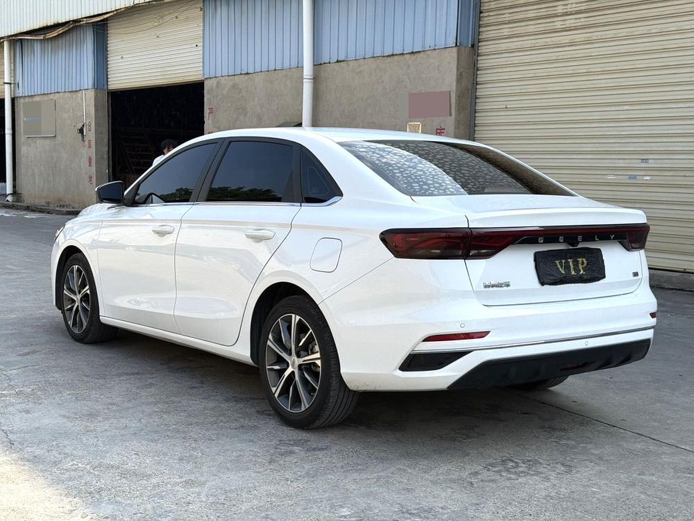 GEELY Emgrand 2023 #5 GEELY Emgrand 2023 صورة سيارة #5