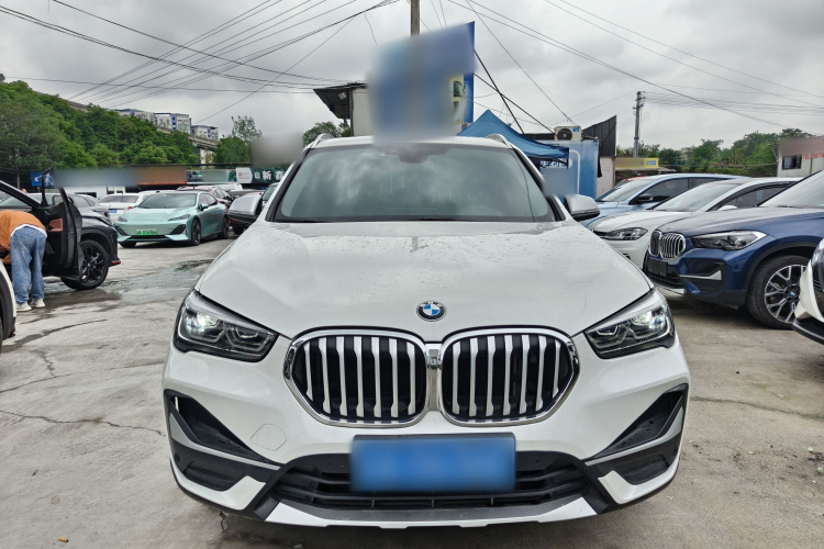BMW X1 2021 #3 BMW X1 2021 car image #3