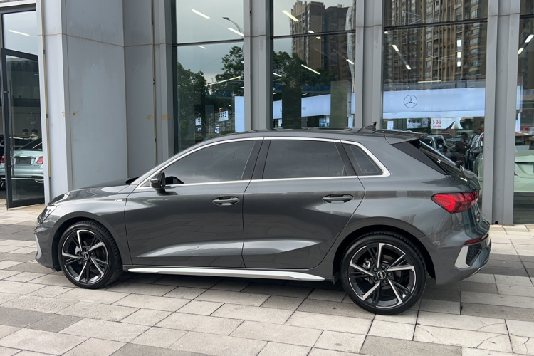 Audi A3 2023 car image #8