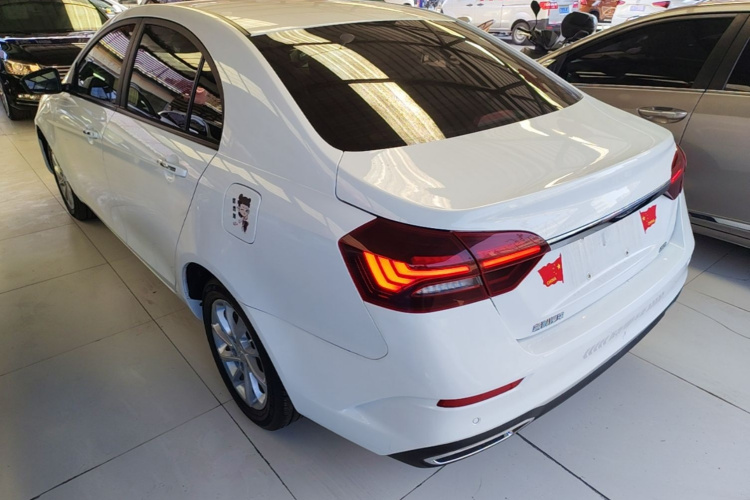 GEELY Emgrand 2022 #7 GEELY Emgrand 2022 car image #7