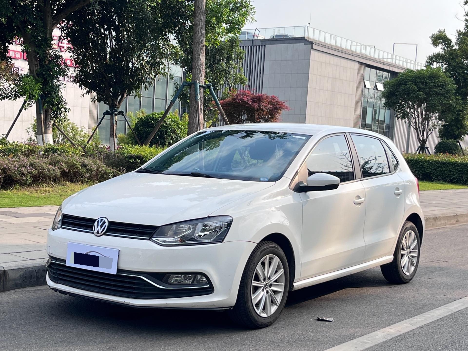 2015 2015 car image