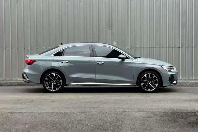 Audi A3 2025 car image #3