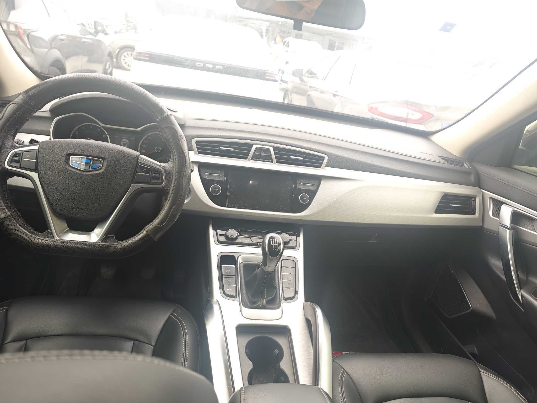 GEELY Boyue 2017 immagine di auto #8