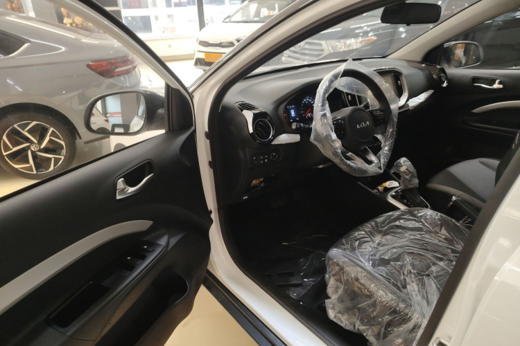 起亚 奕跑 2024 汽车图片 #16