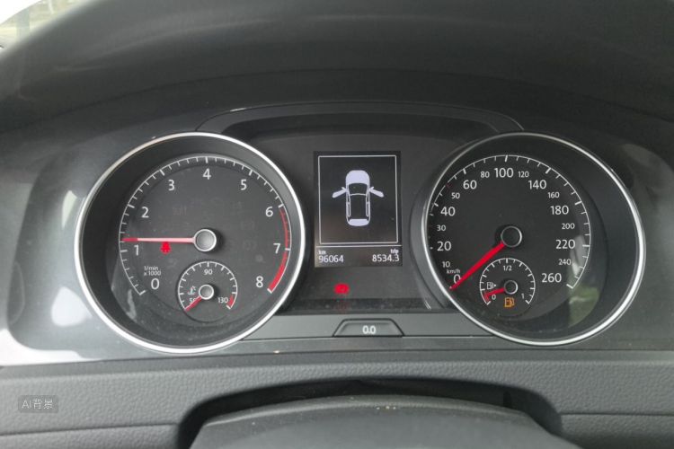 Volkswagen Golf 2020 car image #13