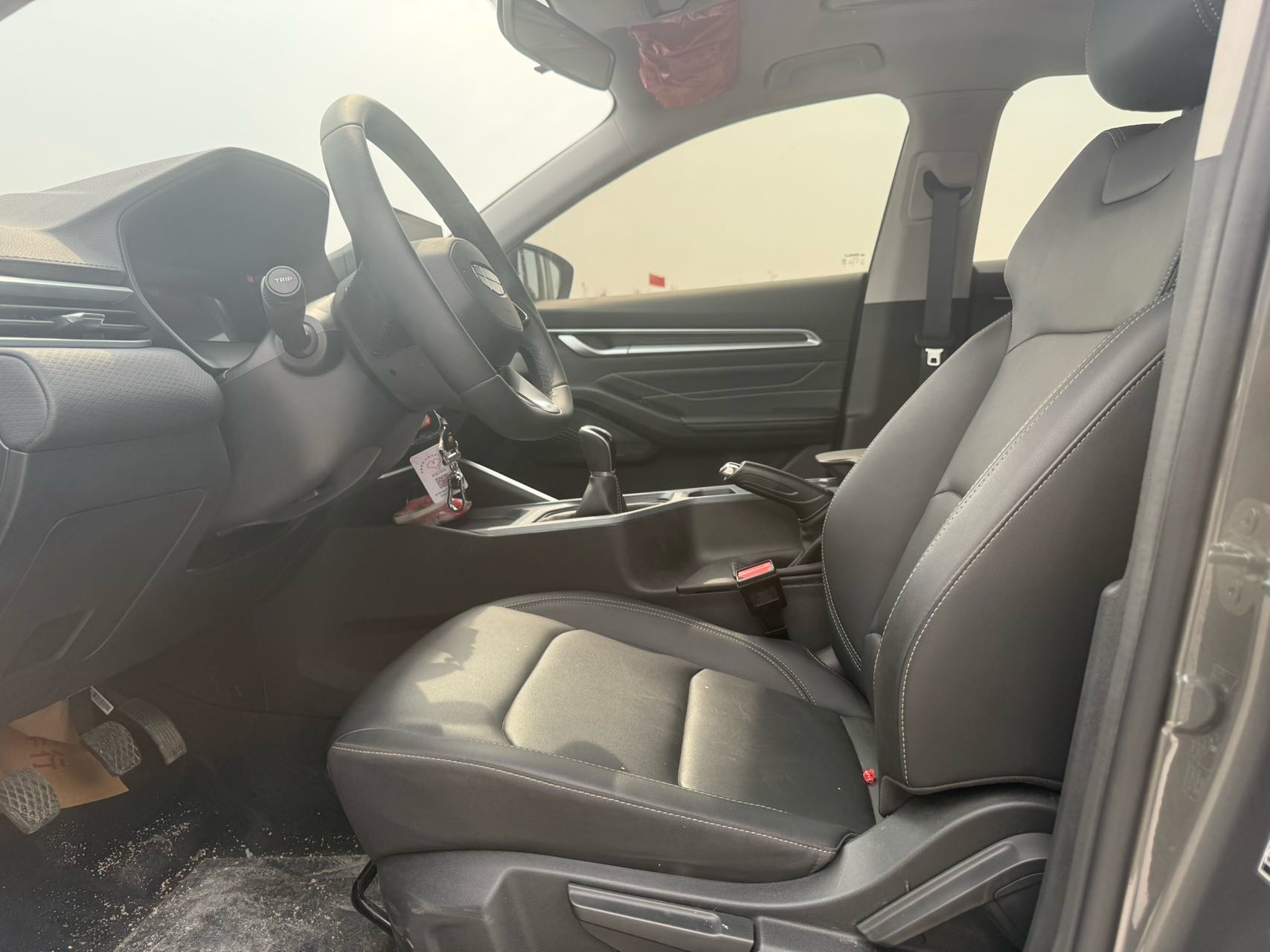 GEELY Emgrand 2025 car image #4