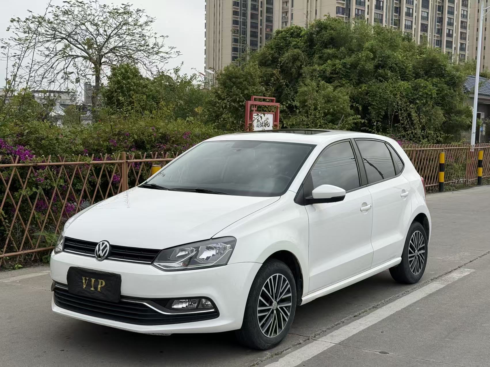 Volkswagen Polo 2017 изображение автомобиля 