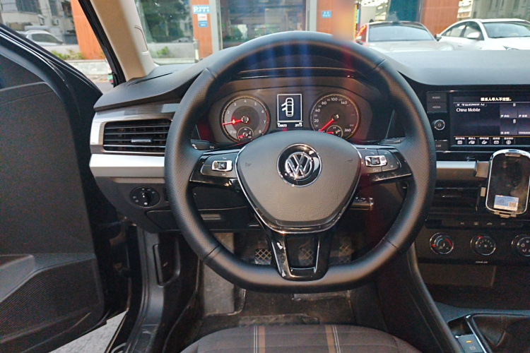 Volkswagen Lavida 2020 car image #11