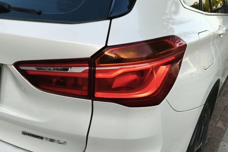 BMW X1 2018 #8 BMW X1 2018 immagine di auto #8