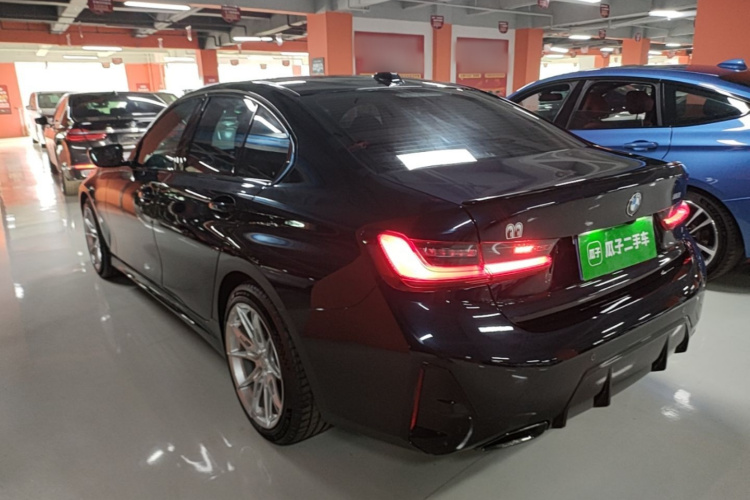 BMW 3 Series 2025 car image #5