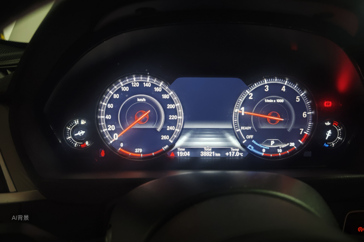BMW 3 Series 2019 car image #13