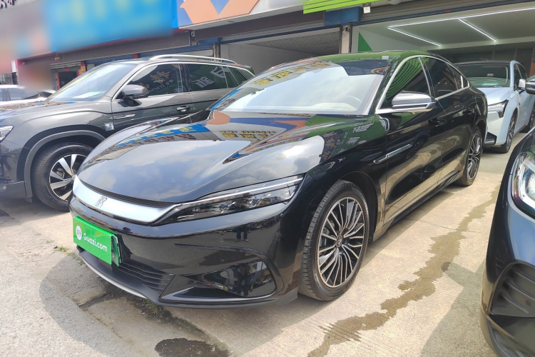 BYD Han 2023 car image #2