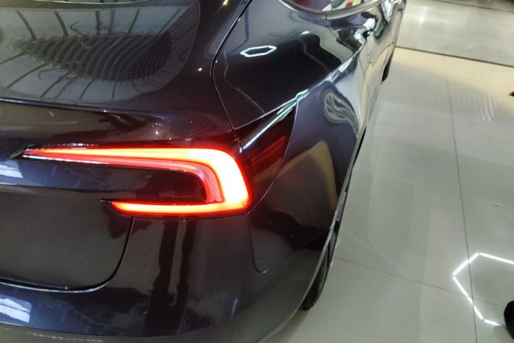 Tesla Model 3 2024 #8 Tesla Model 3 2024 car image #8