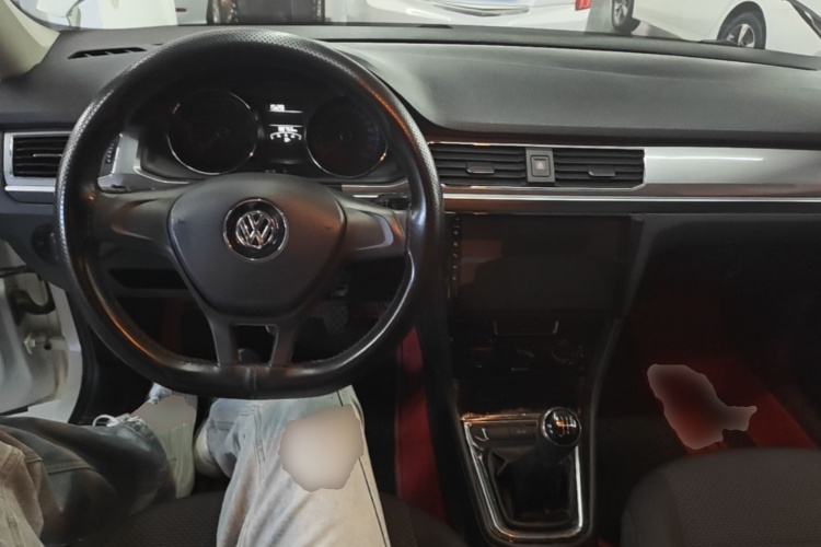 Volkswagen Bora 2021 car image #10