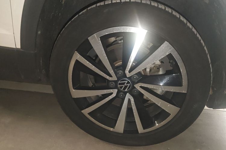Volkswagen Tharu 2021 car image #6
