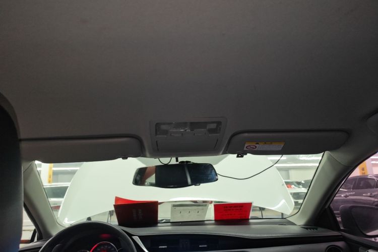 Toyota Corolla 2018 #18 Toyota Corolla 2018 car image #18